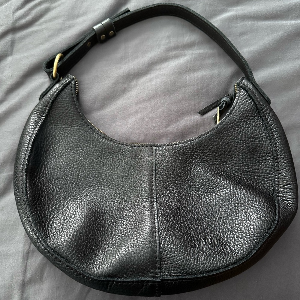 Portland Leather Nora Crescent Shoulder Bag in Pebbled Leather